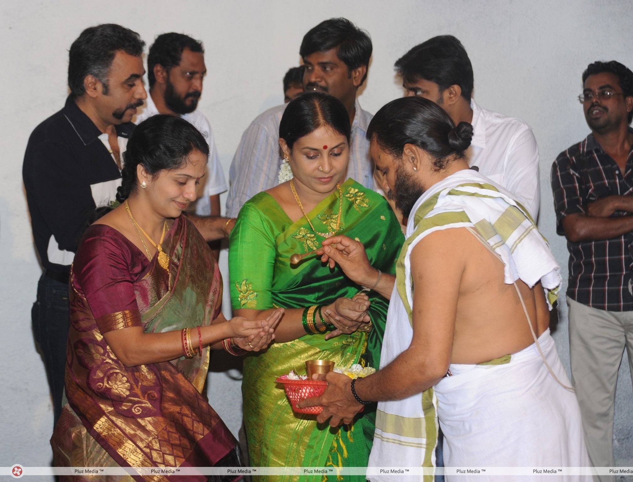 Thaandavam Movie Opening - Pictures | Picture 133587